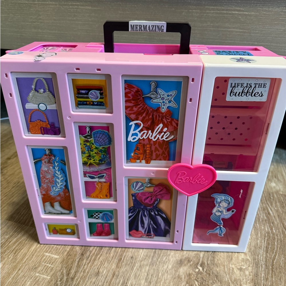 Barbie Dream Closet playset
